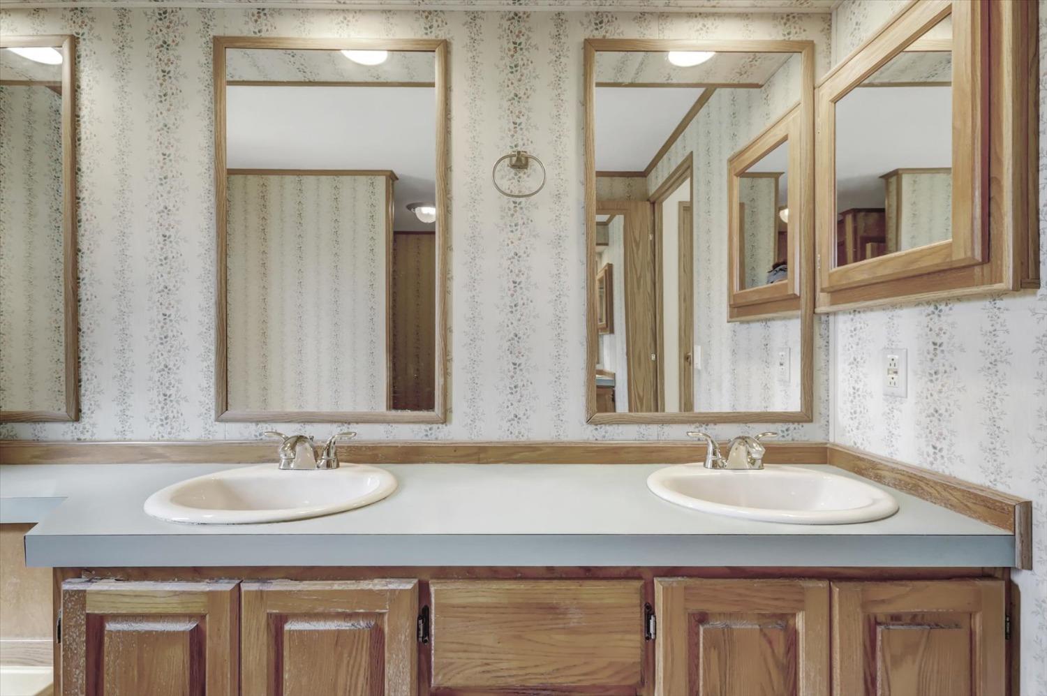 Detail Gallery Image 50 of 76 For 13807 Bluebird Way, Oregon House,  CA 95962 - 5 Beds | 4 Baths