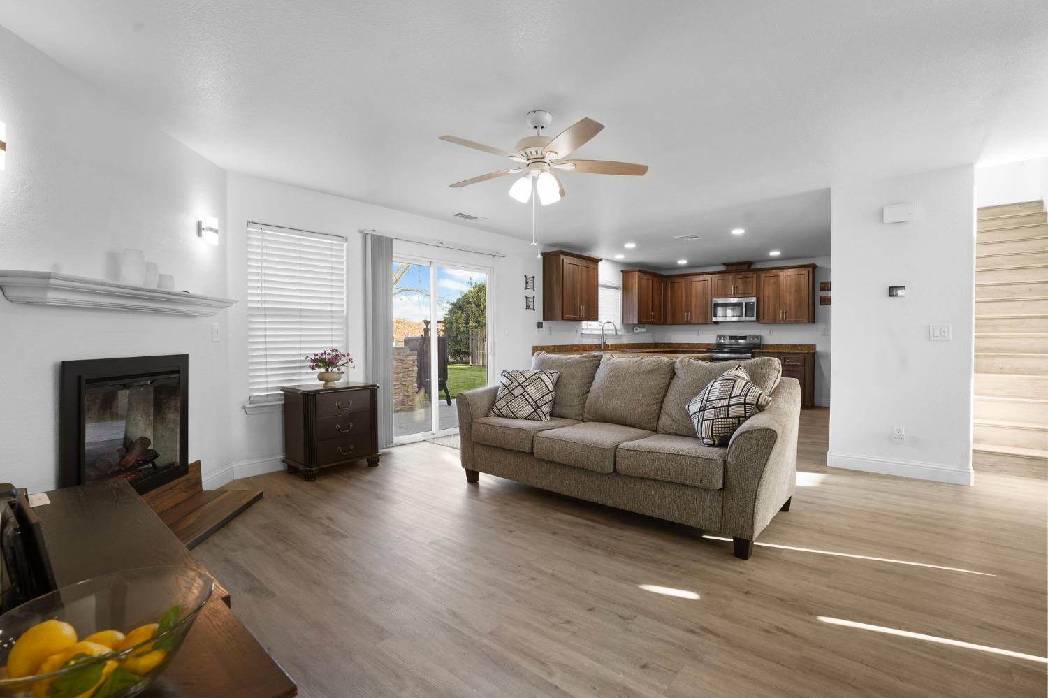 Detail Gallery Image 20 of 70 For 13070 N Curry Ave, Lodi,  CA 95240 - 5 Beds | 3 Baths