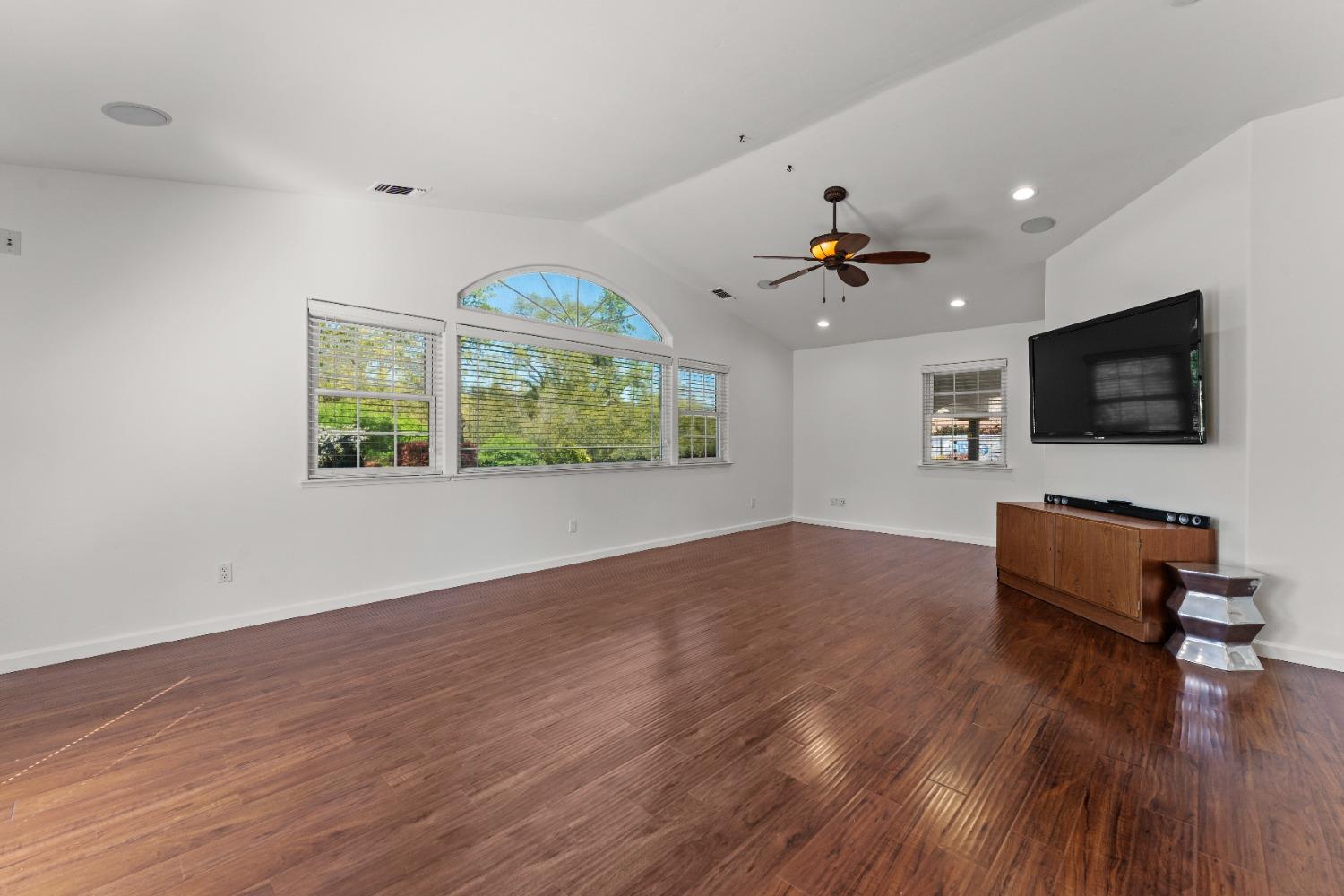 Detail Gallery Image 47 of 86 For 3541 Val Verde Rd, Loomis,  CA 95650 - 3 Beds | 2/1 Baths