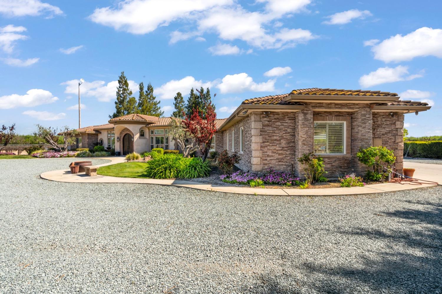 Detail Gallery Image 5 of 84 For 15106 Prescott Rd, Manteca,  CA 95336 - 4 Beds | 3/1 Baths