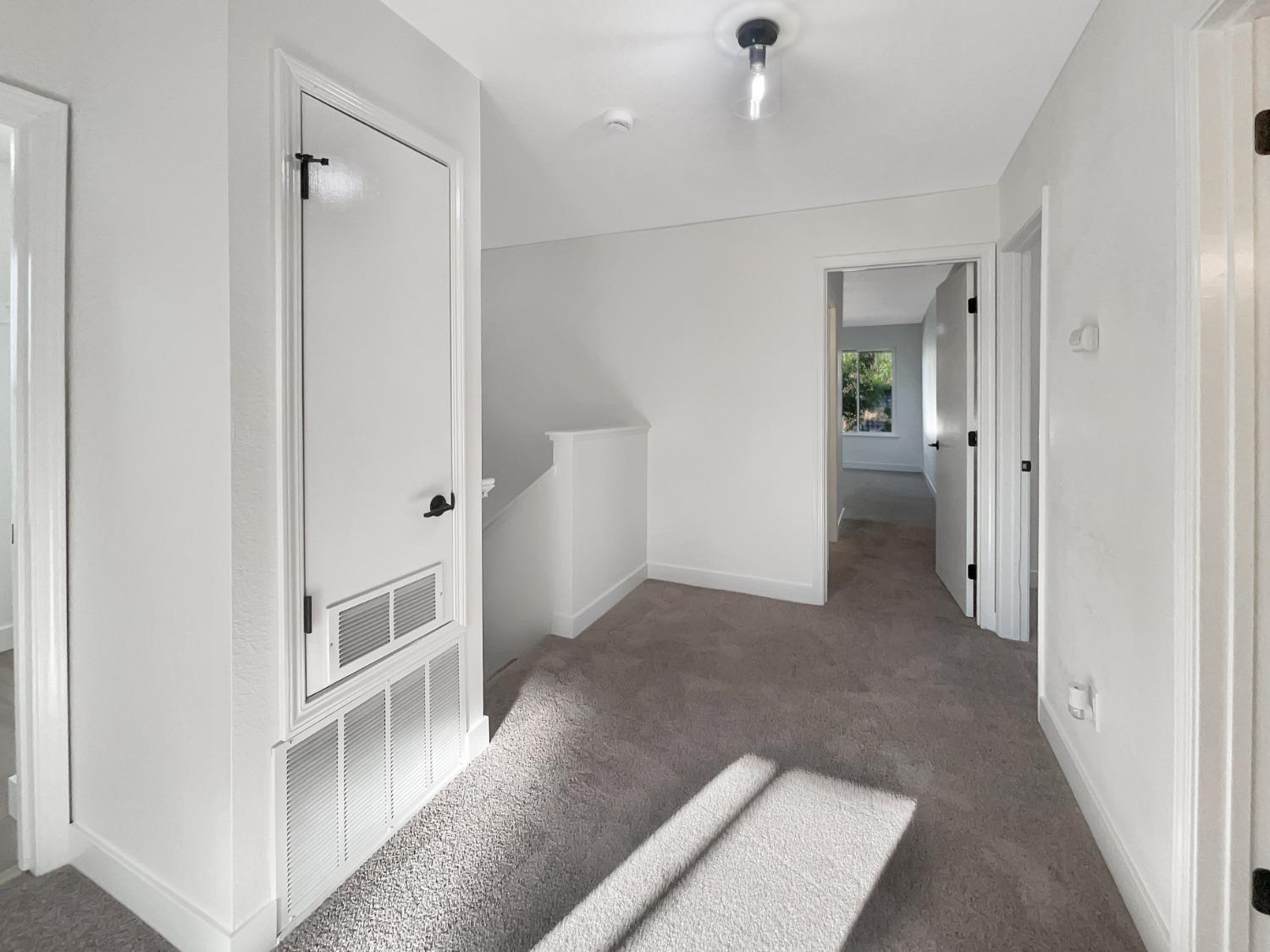 Detail Gallery Image 24 of 45 For 121 Ishi Cir, Sacramento,  CA 95833 - 3 Beds | 2/1 Baths