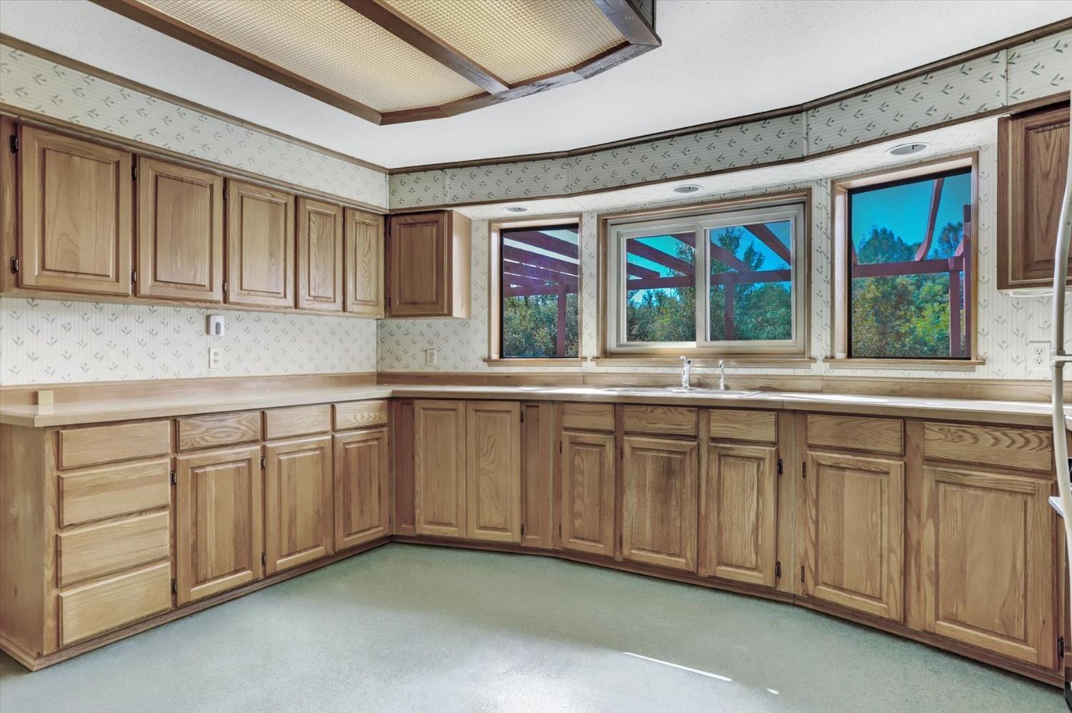 Detail Gallery Image 53 of 76 For 13807 Bluebird Way, Oregon House,  CA 95962 - 5 Beds | 4 Baths