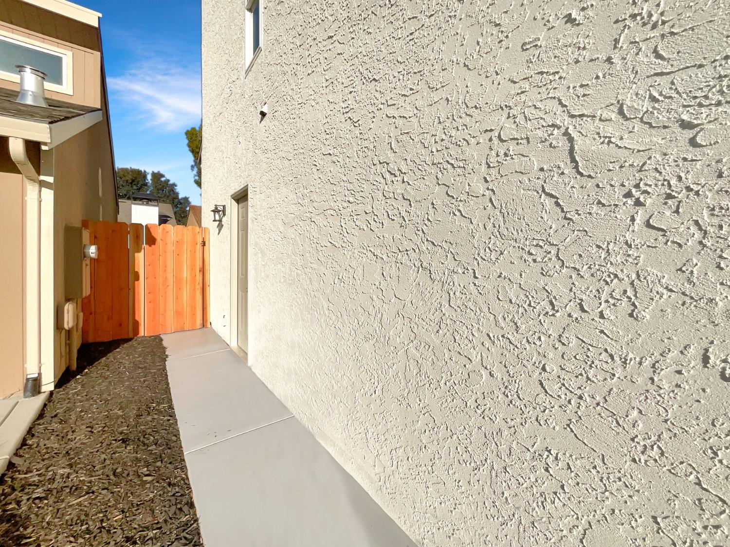 Detail Gallery Image 40 of 45 For 121 Ishi Cir, Sacramento,  CA 95833 - 3 Beds | 2/1 Baths