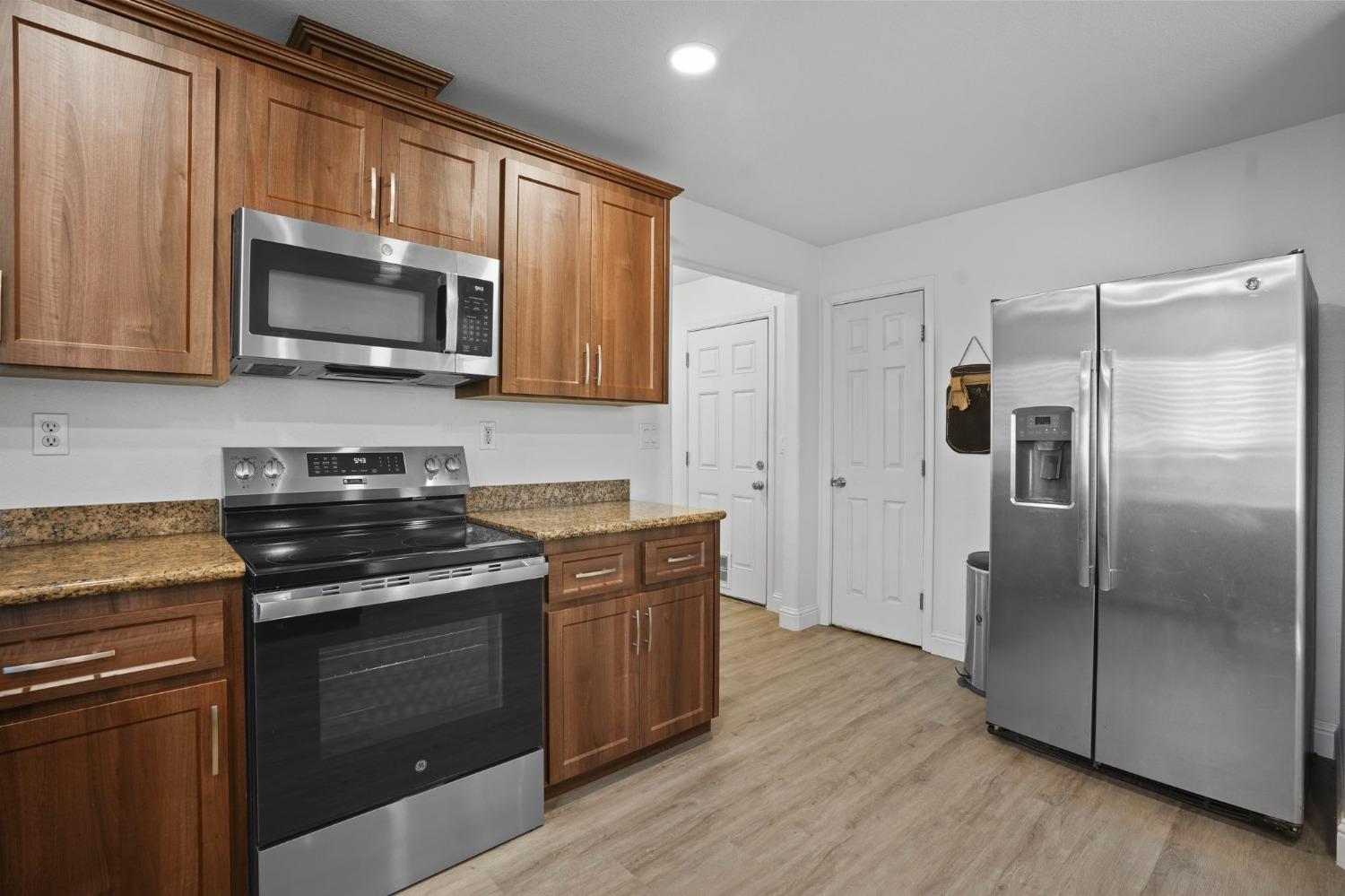 Detail Gallery Image 26 of 70 For 13070 N Curry Ave, Lodi,  CA 95240 - 5 Beds | 3 Baths