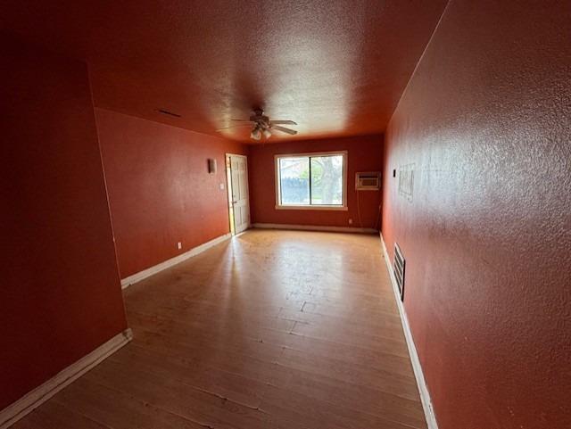 Detail Gallery Image 4 of 15 For 2638 Ensenada Way, Sacramento,  CA 95815 - 2 Beds | 1 Baths