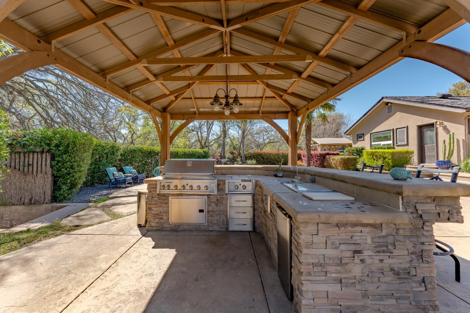 Detail Gallery Image 30 of 86 For 3541 Val Verde Rd, Loomis,  CA 95650 - 3 Beds | 2/1 Baths