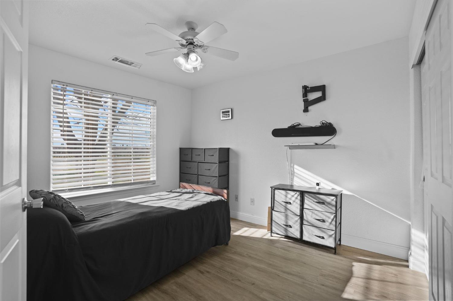 Detail Gallery Image 27 of 70 For 13070 N Curry Ave, Lodi,  CA 95240 - 5 Beds | 3 Baths