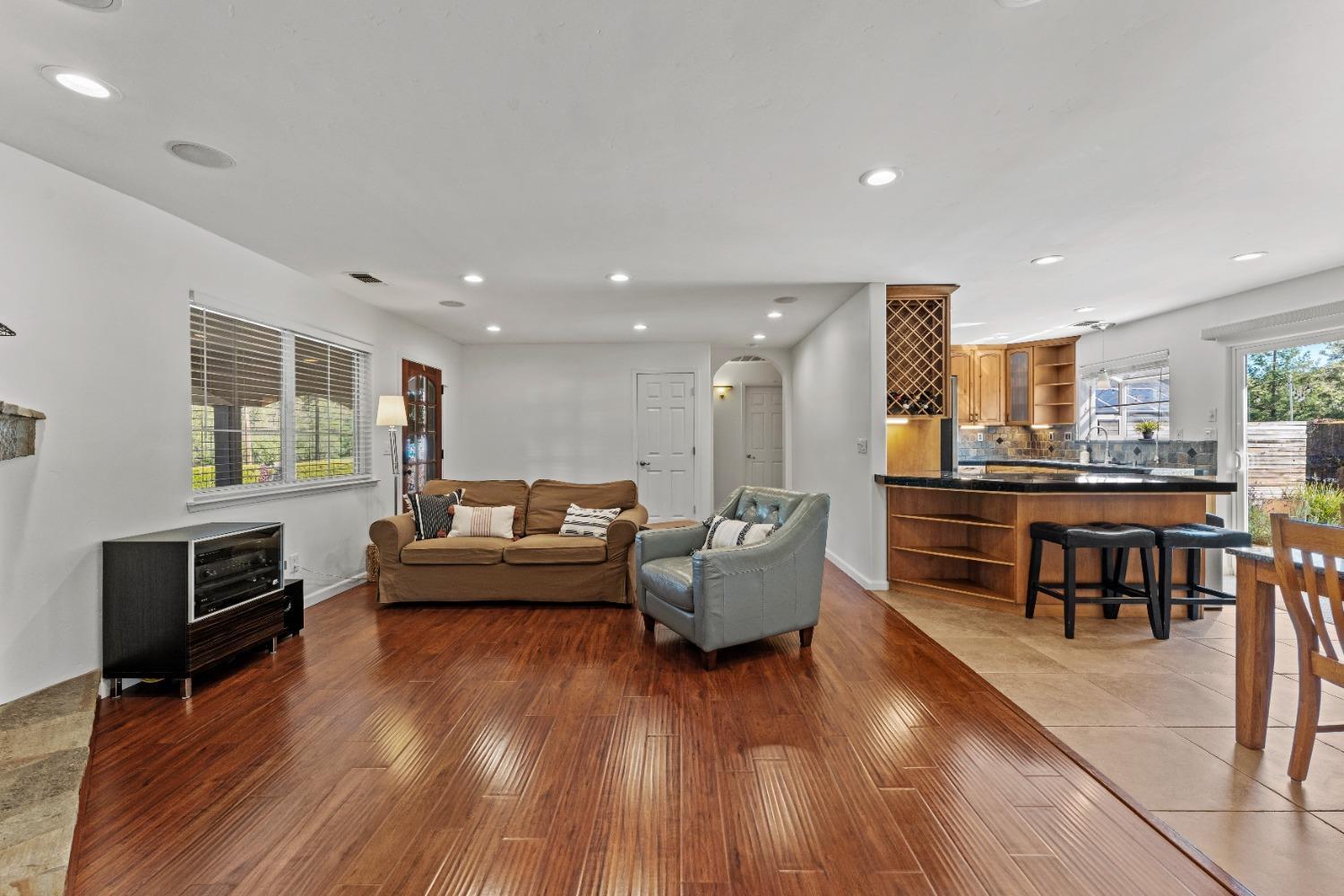 Detail Gallery Image 35 of 86 For 3541 Val Verde Rd, Loomis,  CA 95650 - 3 Beds | 2/1 Baths