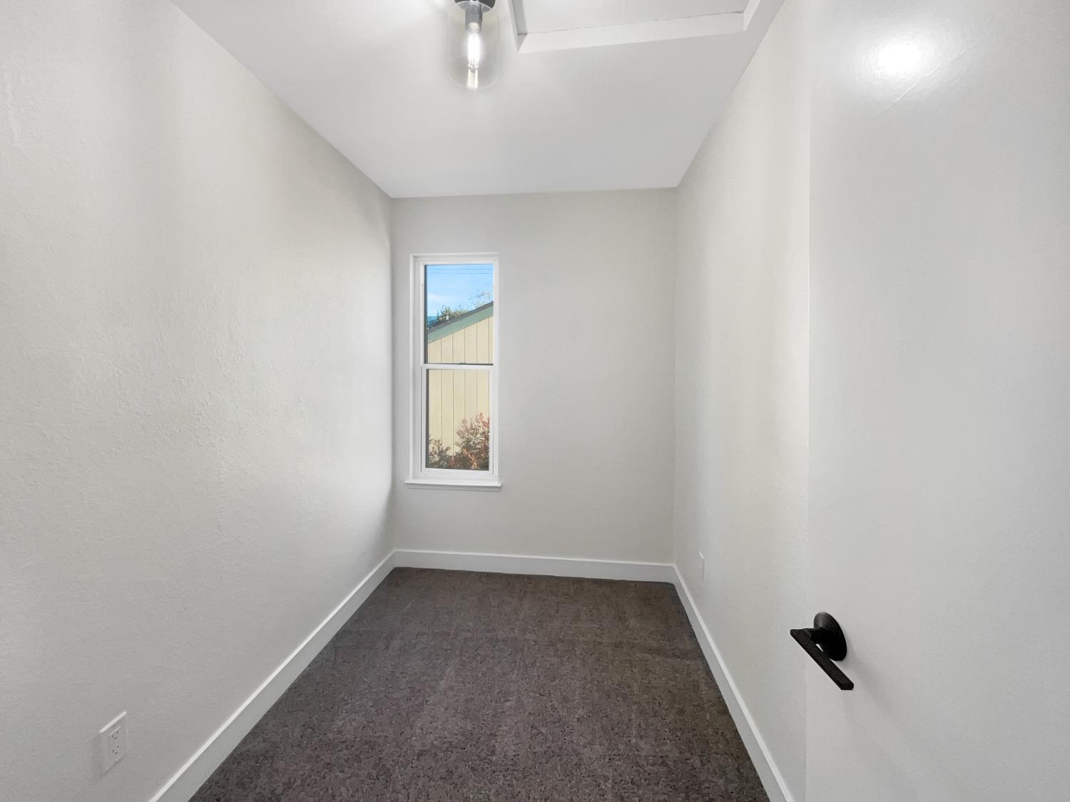 Detail Gallery Image 30 of 45 For 121 Ishi Cir, Sacramento,  CA 95833 - 3 Beds | 2/1 Baths