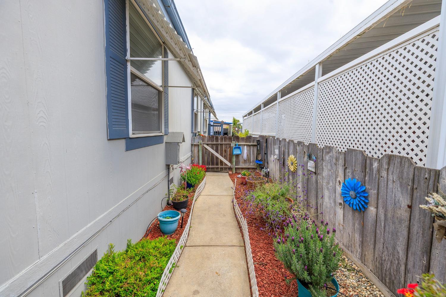 Detail Gallery Image 34 of 43 For 2505 Jackson 138, Escalon,  CA 95320 - 2 Beds | 2 Baths