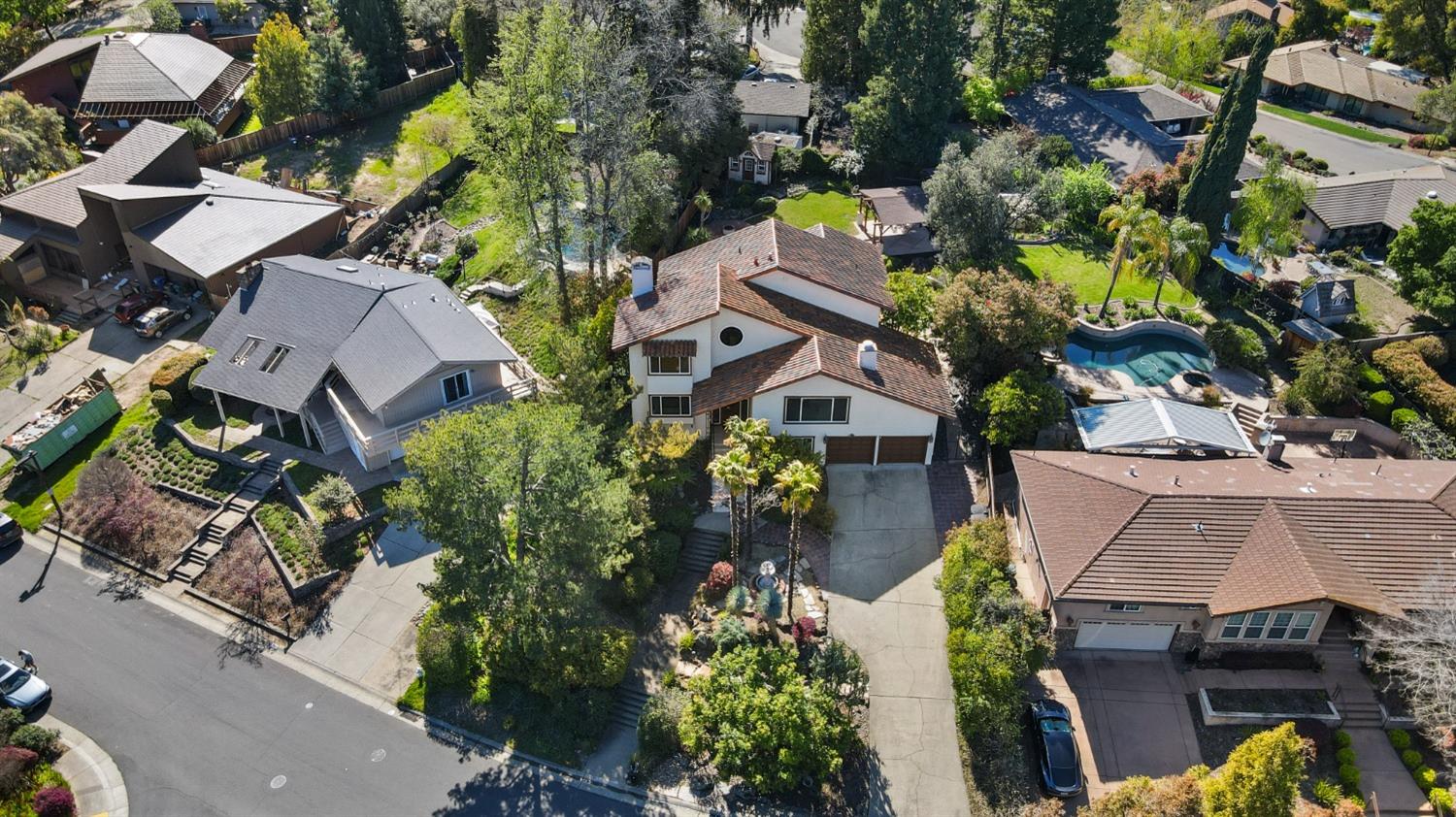 Detail Gallery Image 94 of 99 For 4117 Thistledown Dr, Fair Oaks,  CA 95628 - 4 Beds | 3/1 Baths