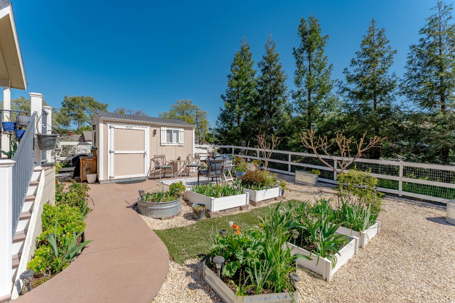 Detail Gallery Image 65 of 86 For 3541 Val Verde Rd, Loomis,  CA 95650 - 3 Beds | 2/1 Baths