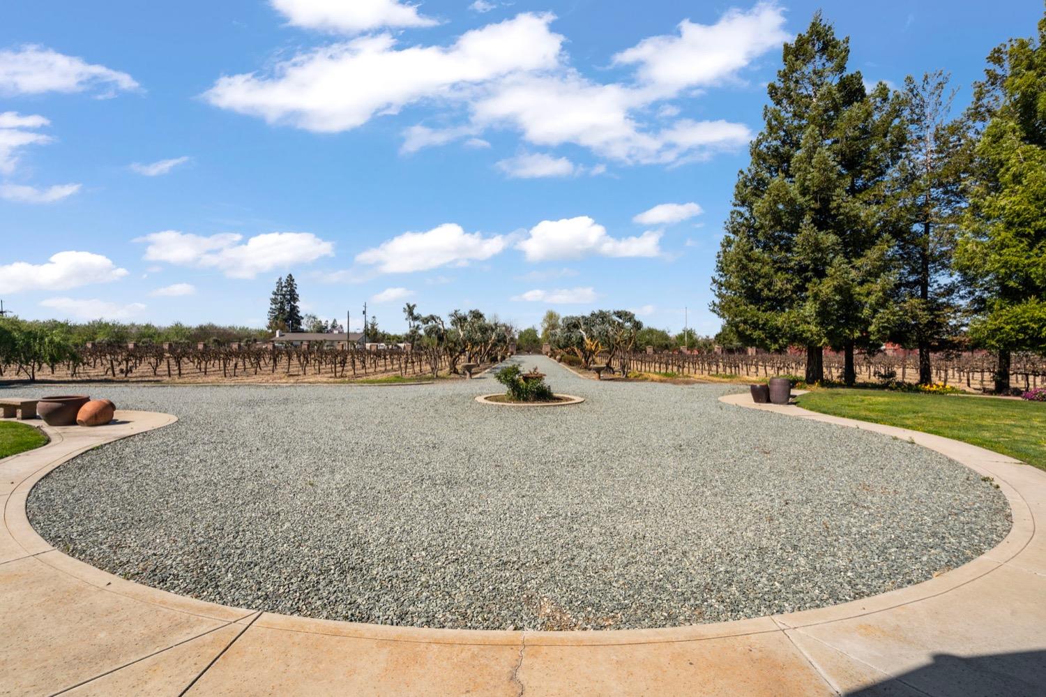 Detail Gallery Image 7 of 84 For 15106 Prescott Rd, Manteca,  CA 95336 - 4 Beds | 3/1 Baths