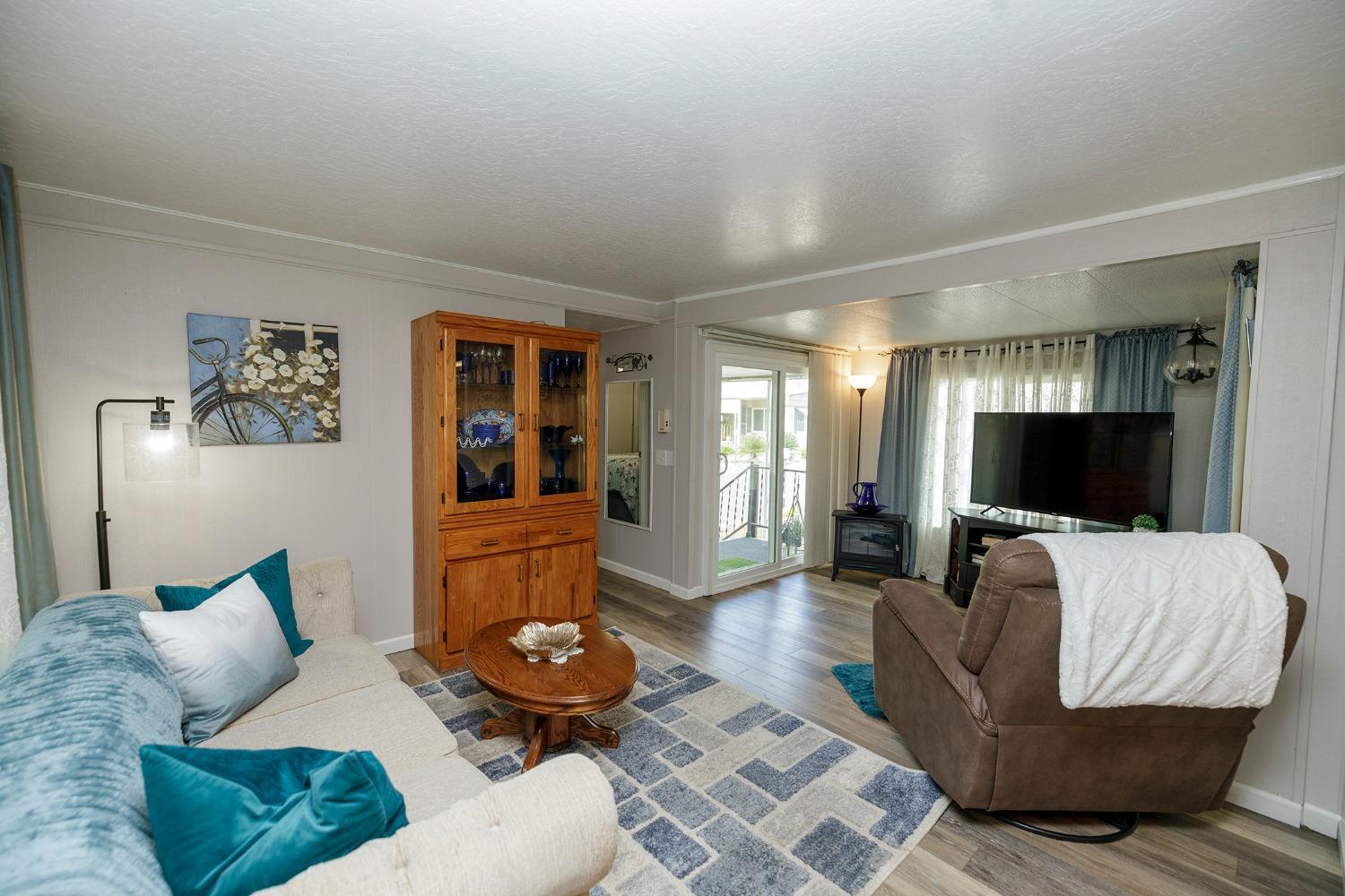 Detail Gallery Image 7 of 46 For 2505 Jackson Ave 197, Escalon,  CA 95320 - 2 Beds | 2 Baths