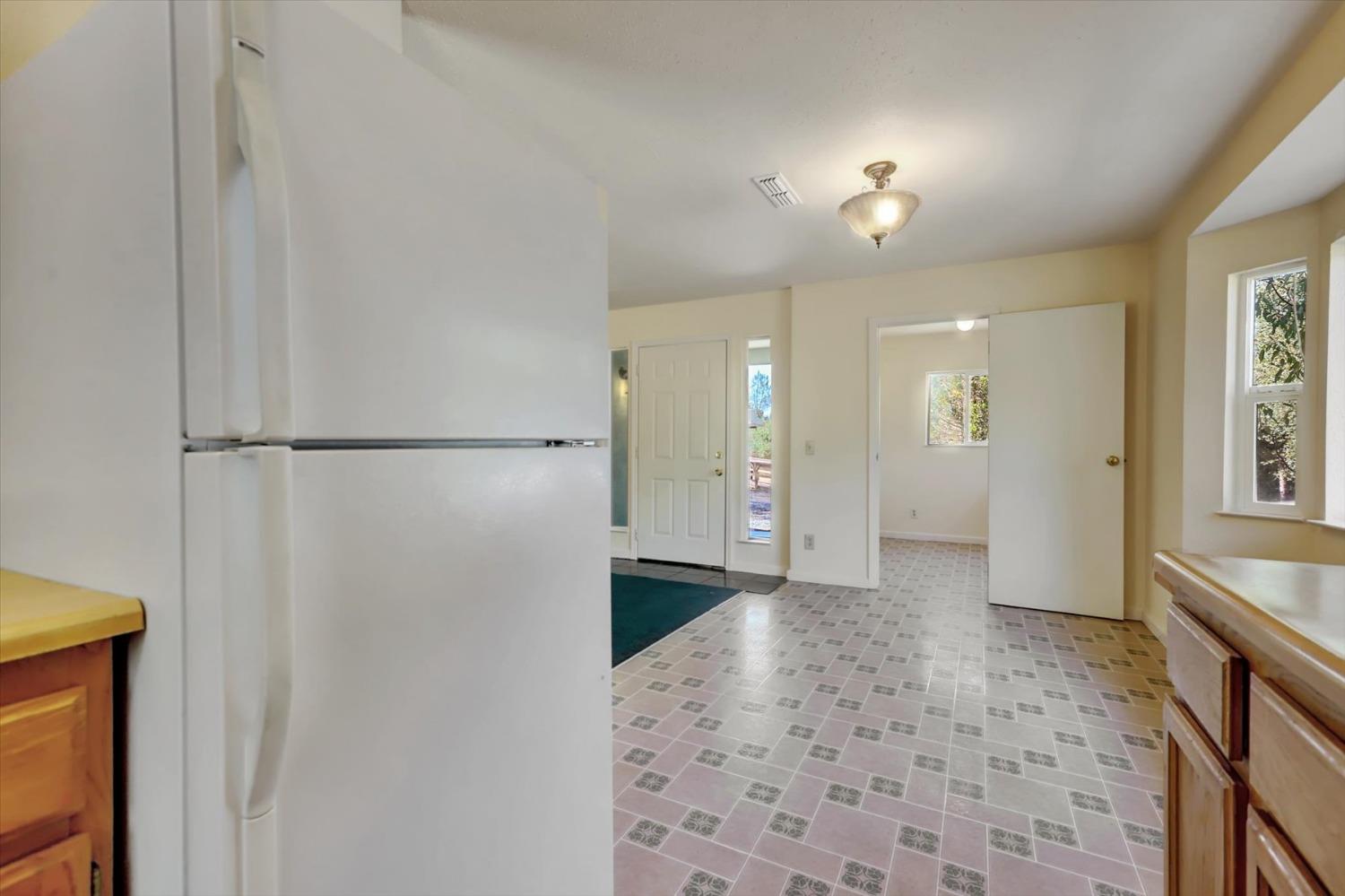 Detail Gallery Image 12 of 76 For 13807 Bluebird Way, Oregon House,  CA 95962 - 5 Beds | 4 Baths