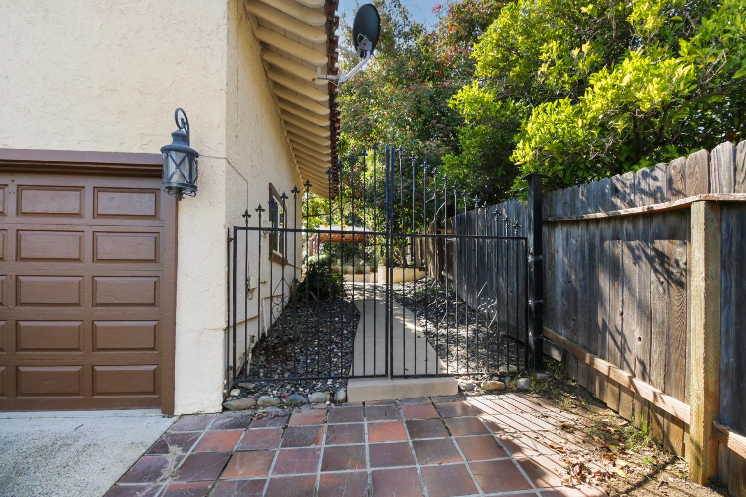 Detail Gallery Image 93 of 99 For 4117 Thistledown Dr, Fair Oaks,  CA 95628 - 4 Beds | 3/1 Baths