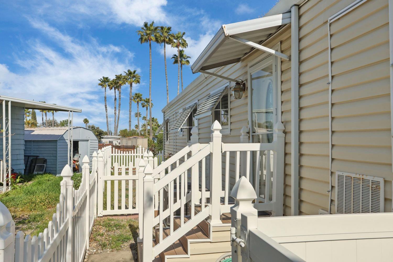 Detail Gallery Image 4 of 51 For 2929 N Macarthur Dr 156, Tracy,  CA 95376 - 3 Beds | 2 Baths