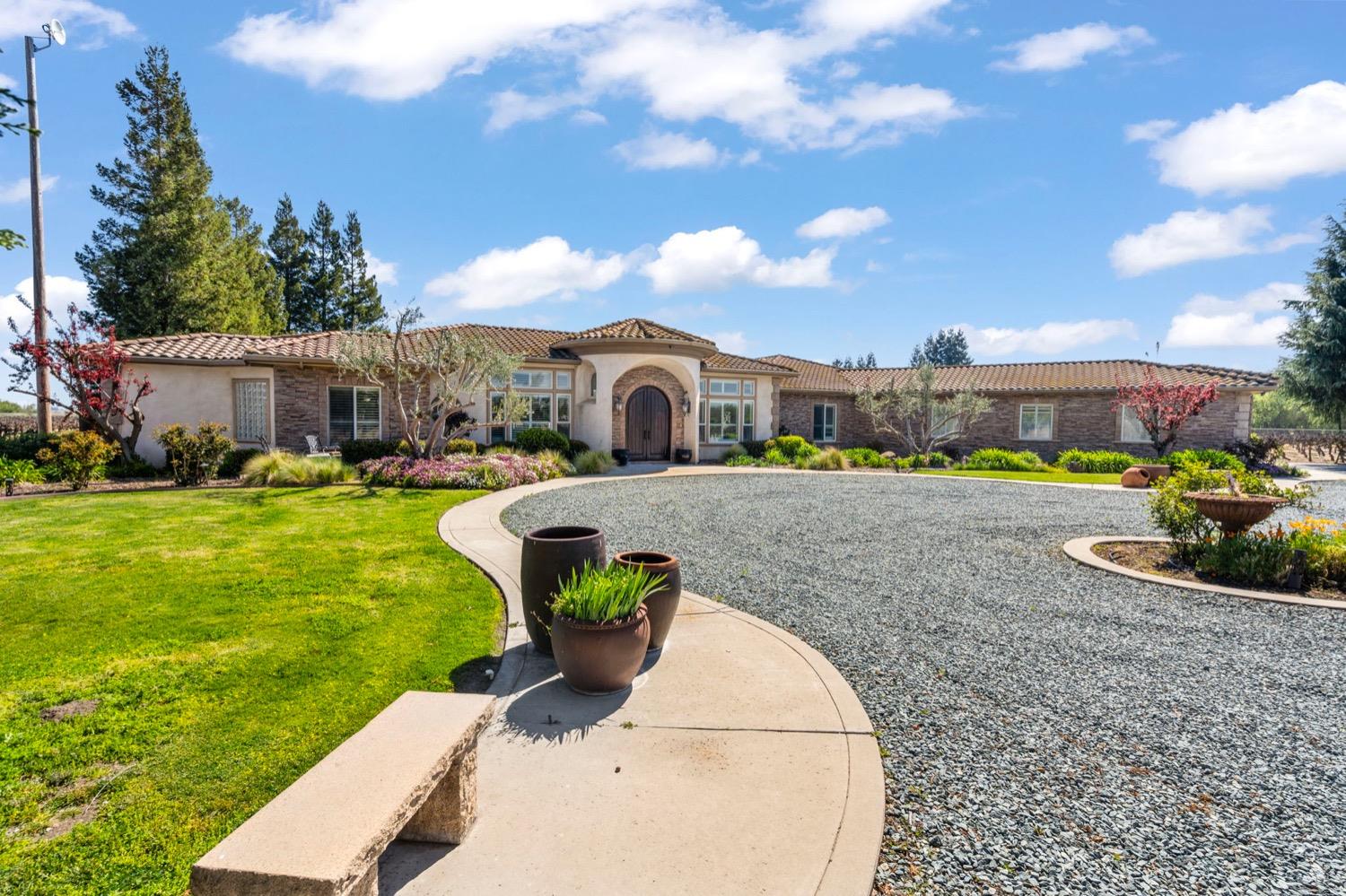 Detail Gallery Image 6 of 84 For 15106 Prescott Rd, Manteca,  CA 95336 - 4 Beds | 3/1 Baths