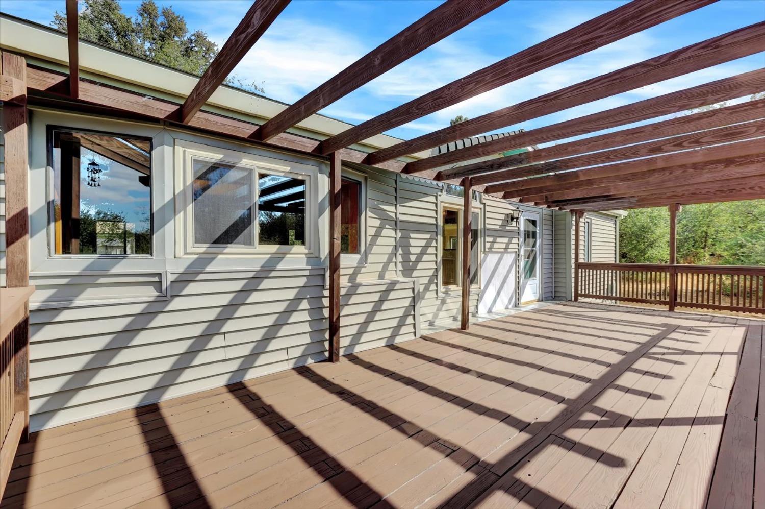 Detail Gallery Image 31 of 76 For 13807 Bluebird Way, Oregon House,  CA 95962 - 5 Beds | 4 Baths