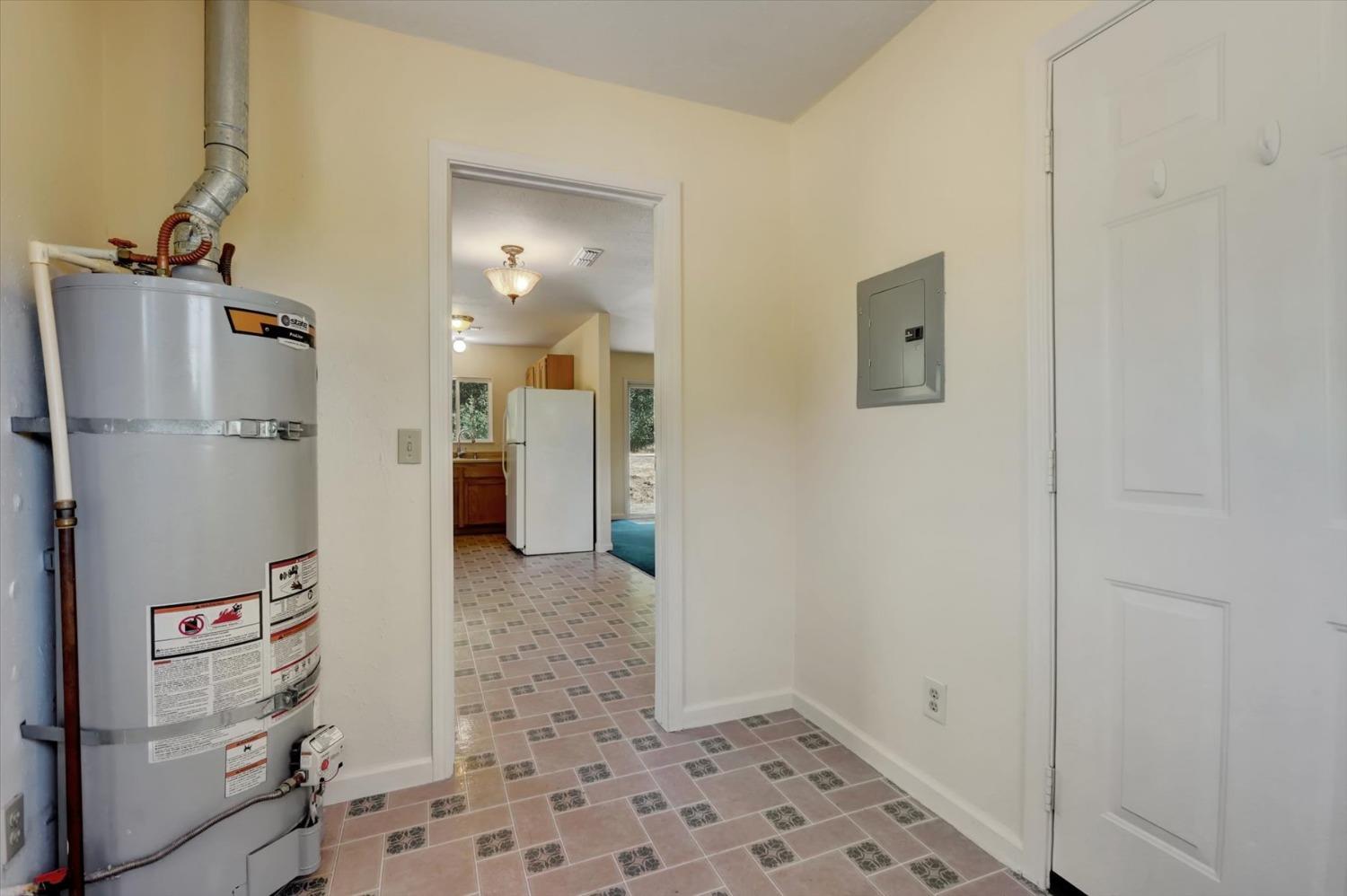 Detail Gallery Image 14 of 76 For 13807 Bluebird Way, Oregon House,  CA 95962 - 5 Beds | 4 Baths