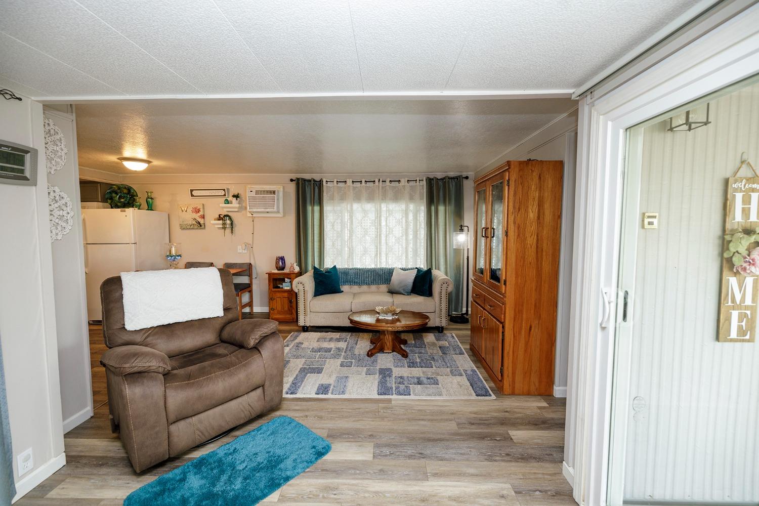 Detail Gallery Image 8 of 46 For 2505 Jackson Ave 197, Escalon,  CA 95320 - 2 Beds | 2 Baths