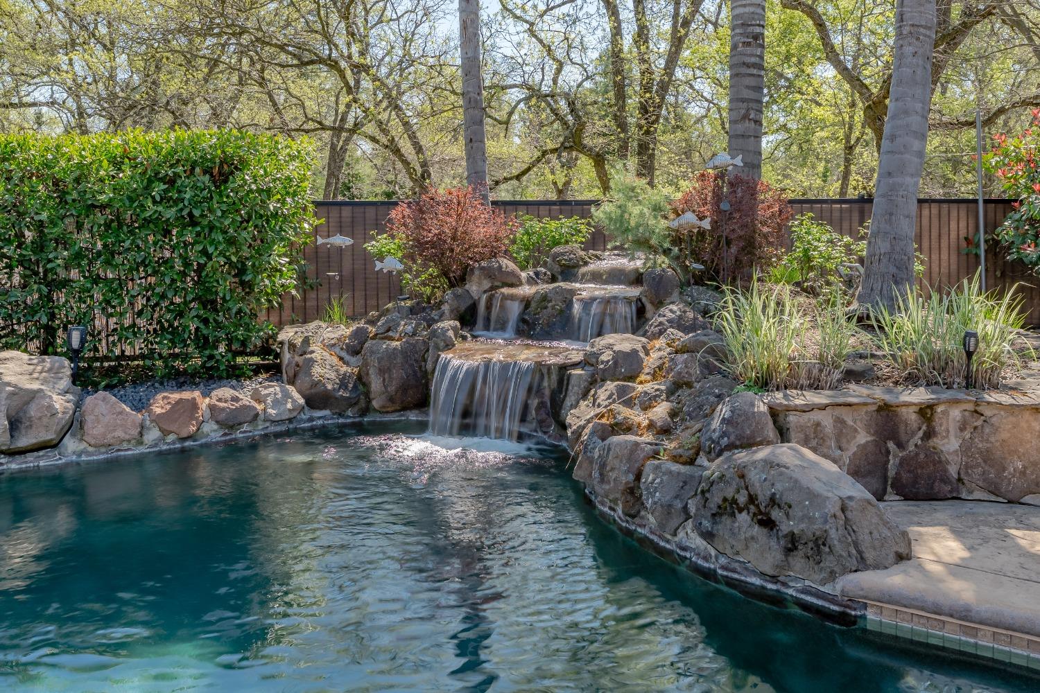 Detail Gallery Image 25 of 86 For 3541 Val Verde Rd, Loomis,  CA 95650 - 3 Beds | 2/1 Baths