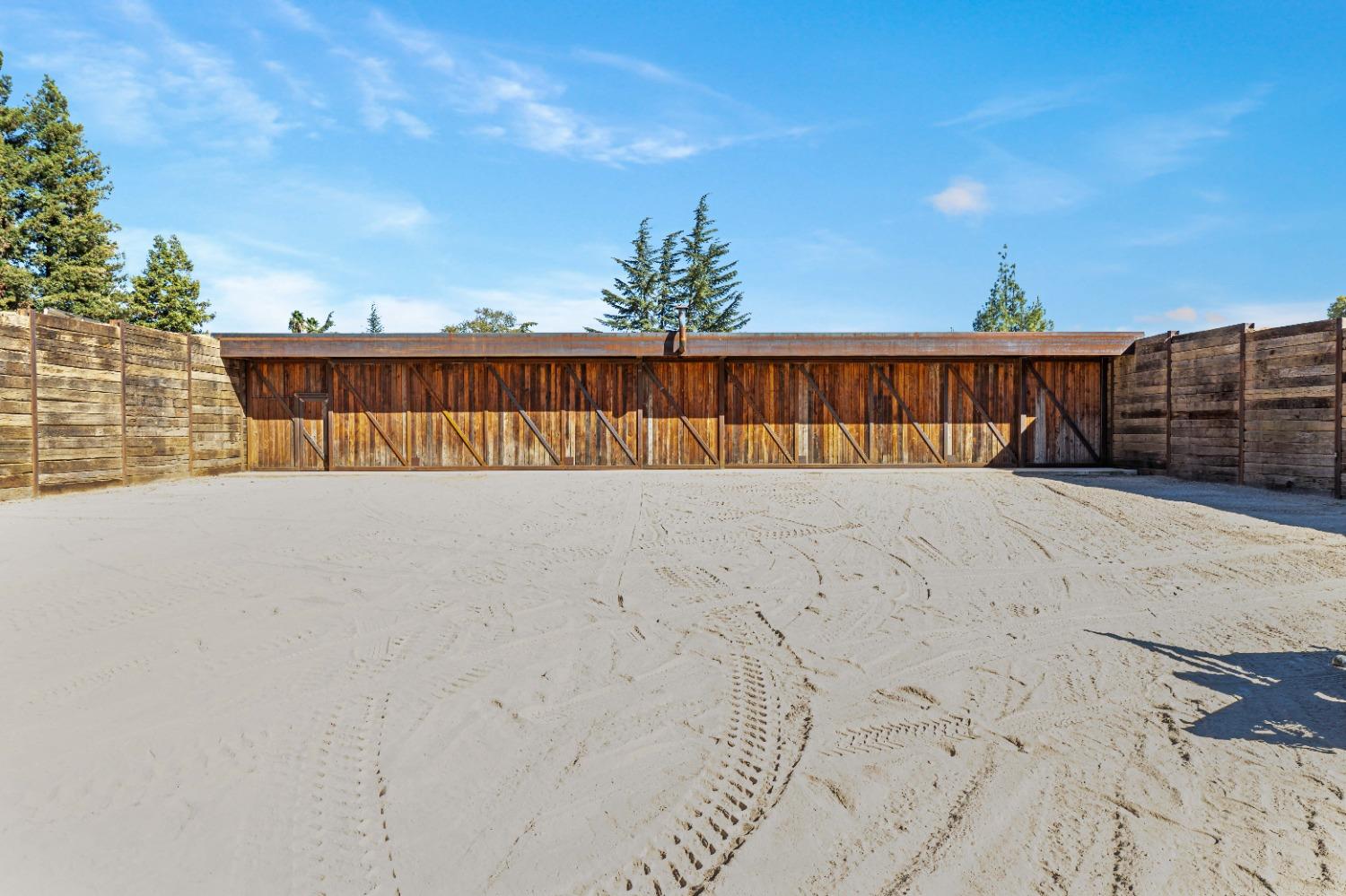 Detail Gallery Image 78 of 97 For 8724 N Oaks Dr, Oakdale,  CA 95361 - 5 Beds | 4 Baths