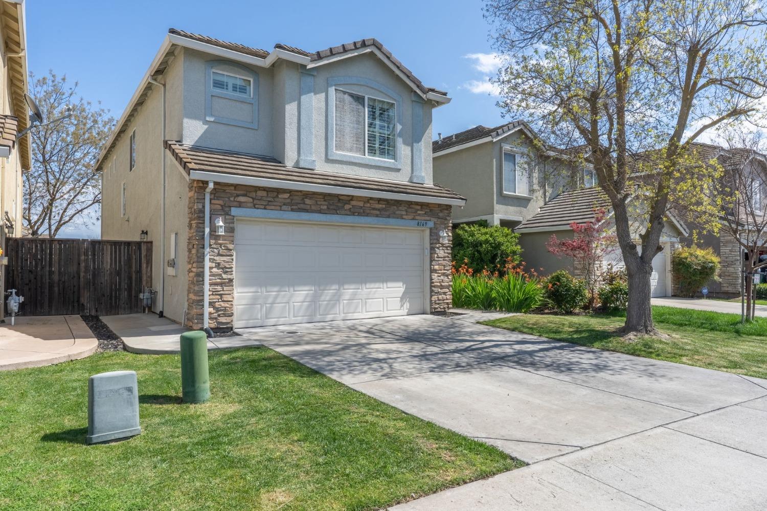 Detail Gallery Image 3 of 37 For 8169 Shay Cir, Stockton,  CA 95212 - 3 Beds | 2/1 Baths