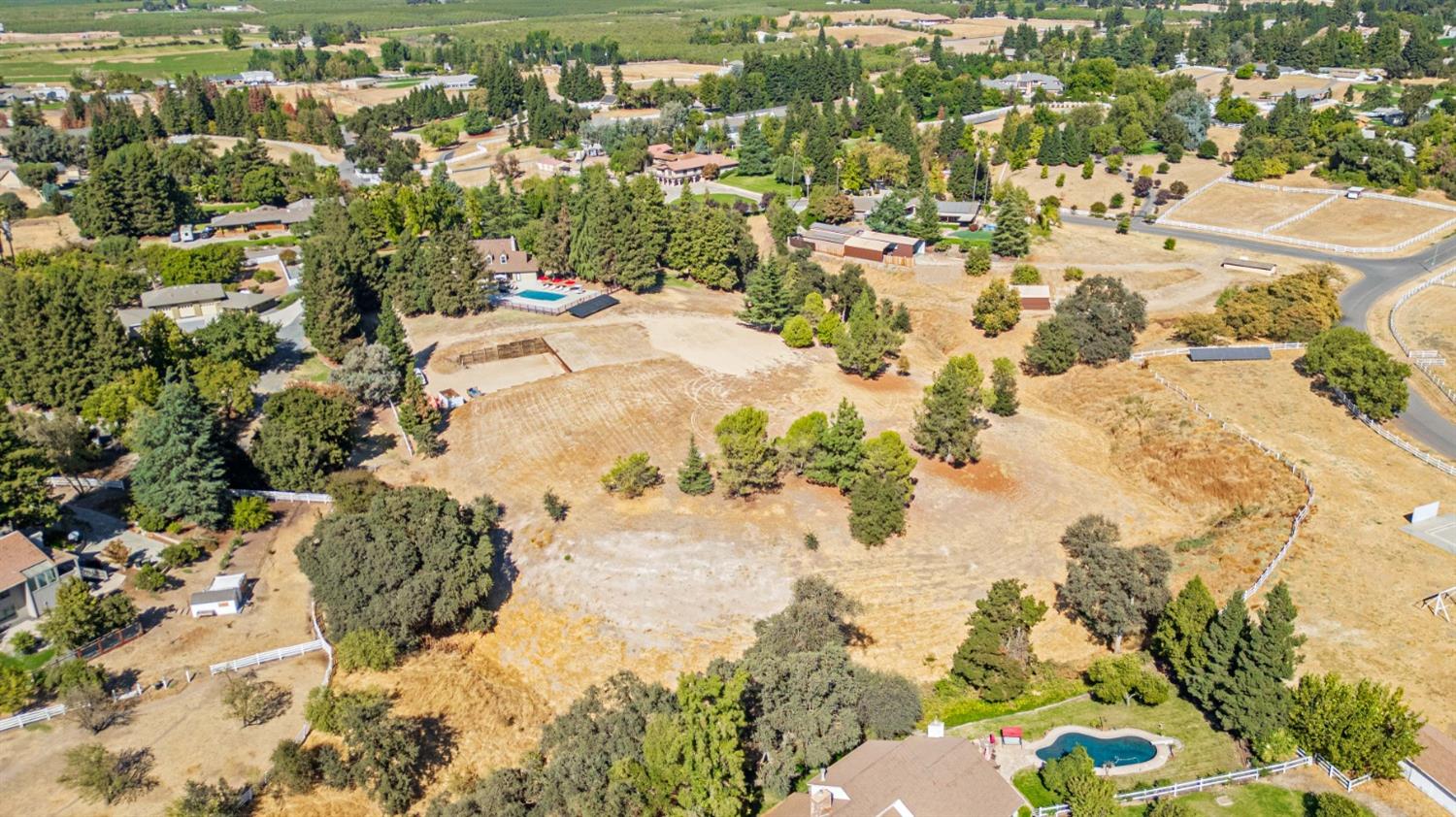 Detail Gallery Image 93 of 97 For 8724 N Oaks Dr, Oakdale,  CA 95361 - 5 Beds | 4 Baths