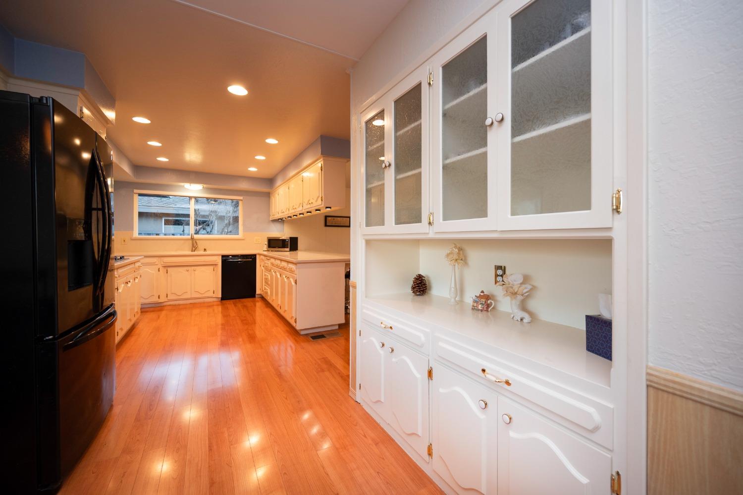 Detail Gallery Image 23 of 75 For 3439 Del Mesa Ct, Sacramento,  CA 95821 - 3 Beds | 2/1 Baths