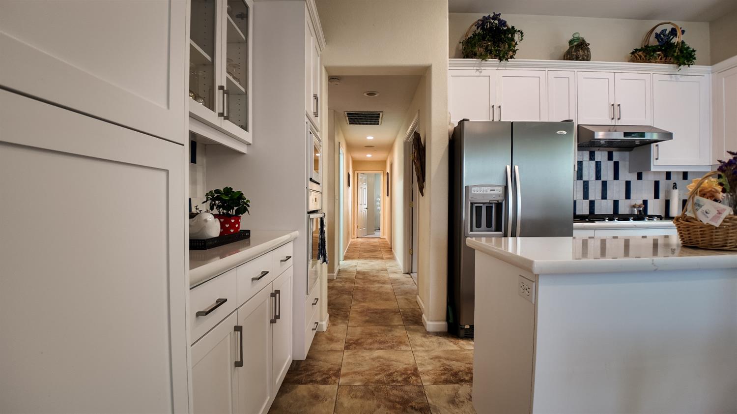 Detail Gallery Image 34 of 58 For 3912 Oak Shores Dr, Stockton,  CA 95209 - 4 Beds | 2/1 Baths