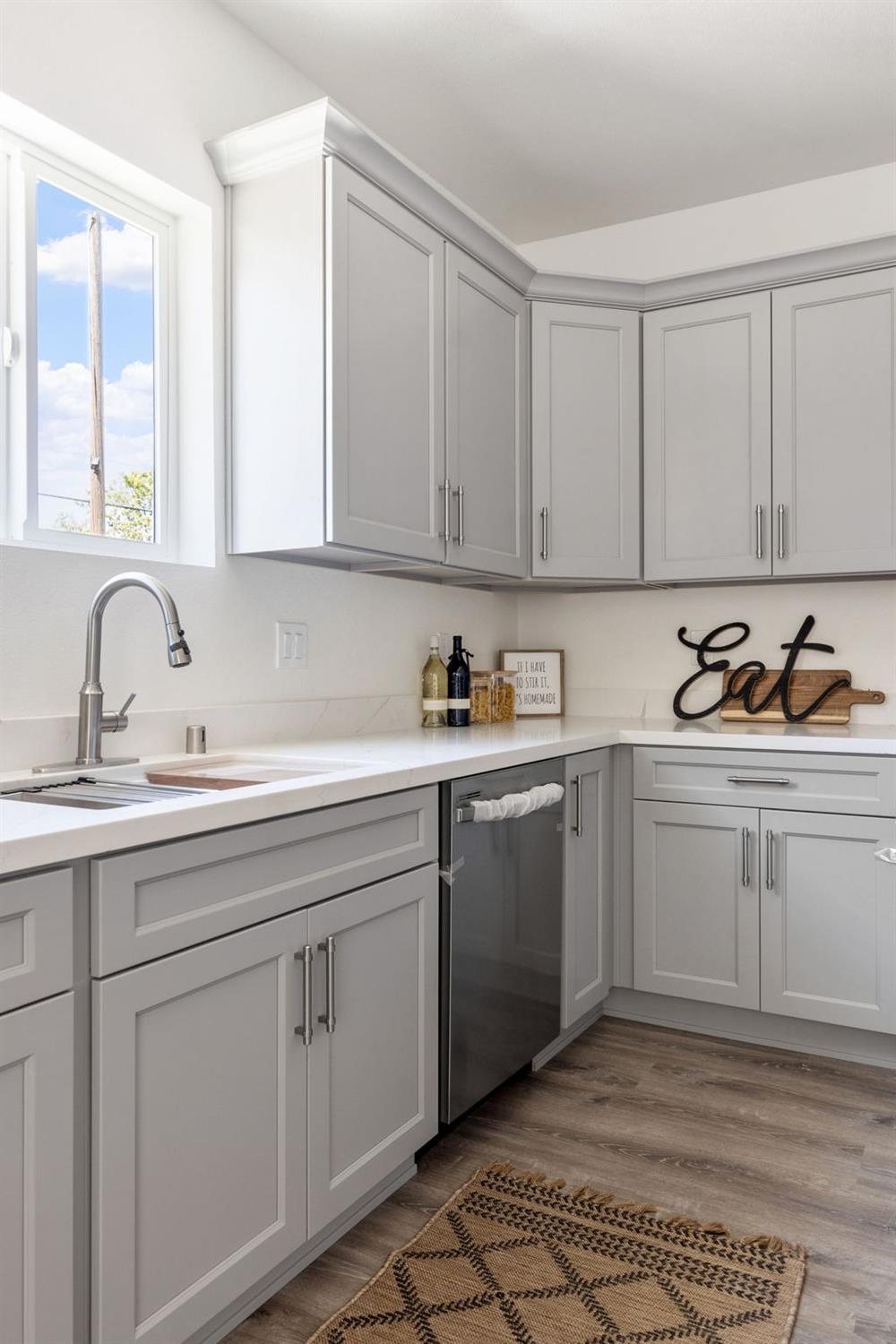 Detail Gallery Image 16 of 22 For 1444 Chronicle Ave, Stockton,  CA 95205 - 4 Beds | 2 Baths