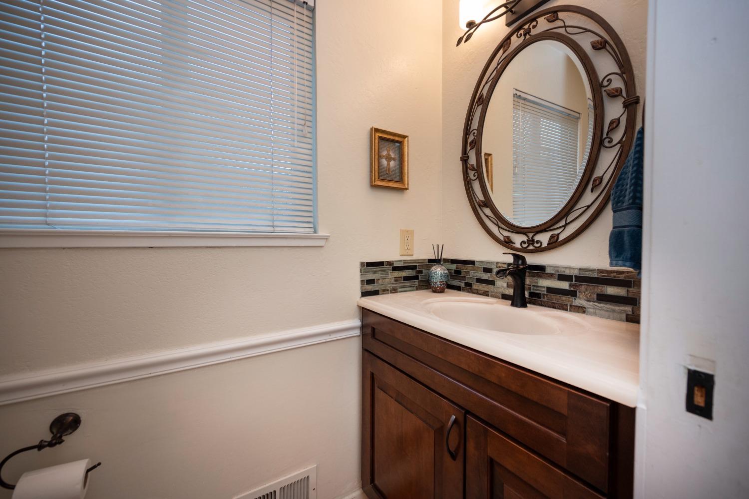 Detail Gallery Image 42 of 75 For 3439 Del Mesa Ct, Sacramento,  CA 95821 - 3 Beds | 2/1 Baths