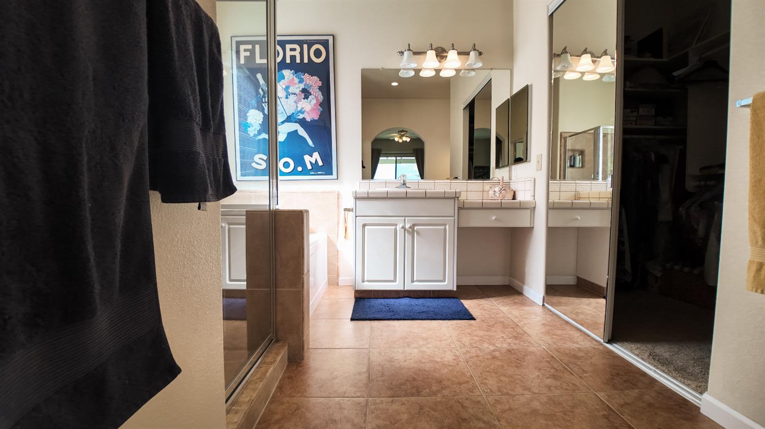 Detail Gallery Image 23 of 58 For 3912 Oak Shores Dr, Stockton,  CA 95209 - 4 Beds | 2/1 Baths