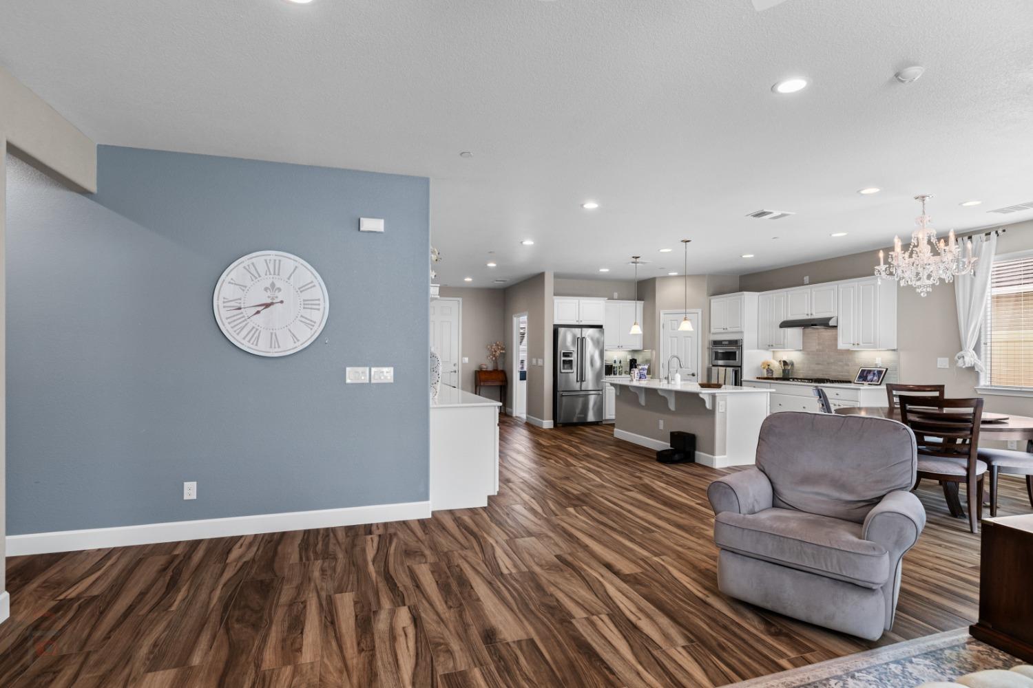 Detail Gallery Image 26 of 88 For 1324 Chestnut Hill Dr, Manteca,  CA 95336 - 3 Beds | 2 Baths
