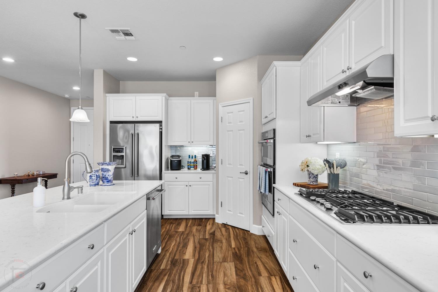 Detail Gallery Image 13 of 88 For 1324 Chestnut Hill Dr, Manteca,  CA 95336 - 3 Beds | 2 Baths