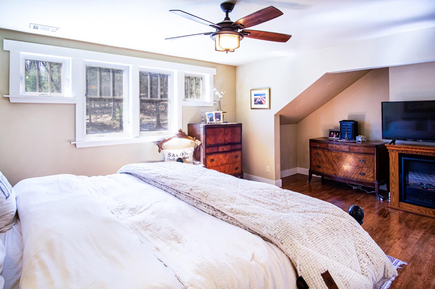 Detail Gallery Image 56 of 71 For 2217 Van Giesen Dr, Meadow Vista,  CA 95722 - 5 Beds | 4/1 Baths
