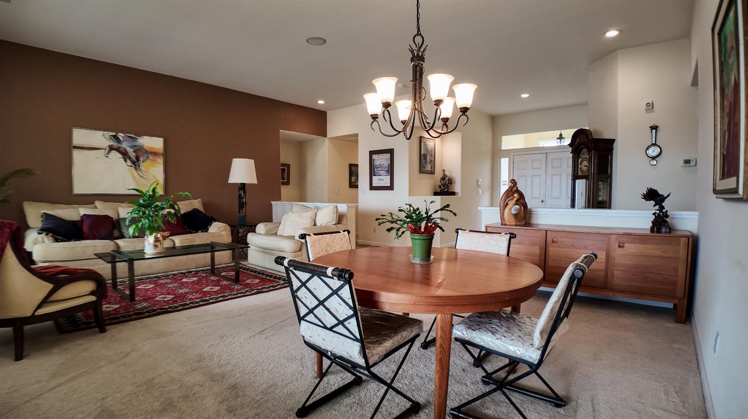 Detail Gallery Image 3 of 58 For 3912 Oak Shores Dr, Stockton,  CA 95209 - 4 Beds | 2/1 Baths