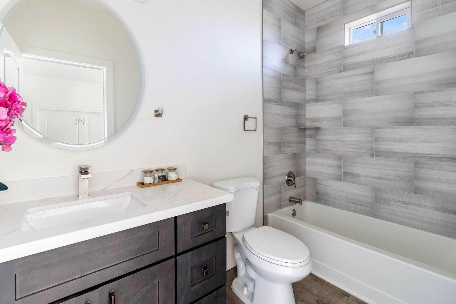 Detail Gallery Image 9 of 22 For 1444 Chronicle Ave, Stockton,  CA 95205 - 4 Beds | 2 Baths