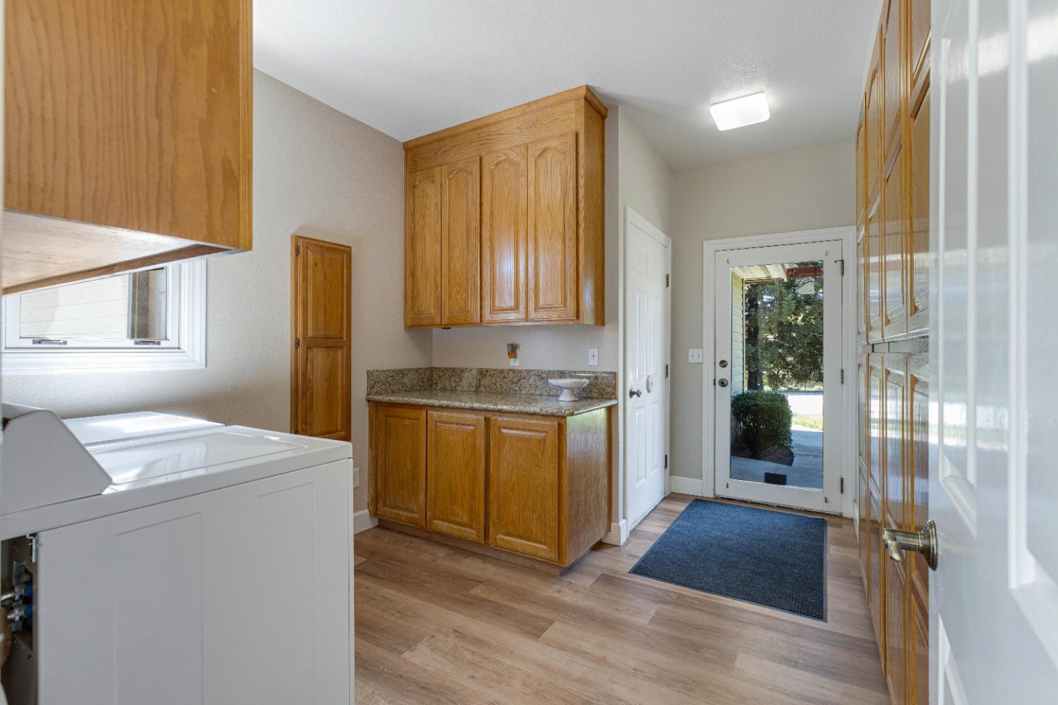 Detail Gallery Image 59 of 97 For 8724 N Oaks Dr, Oakdale,  CA 95361 - 5 Beds | 4 Baths