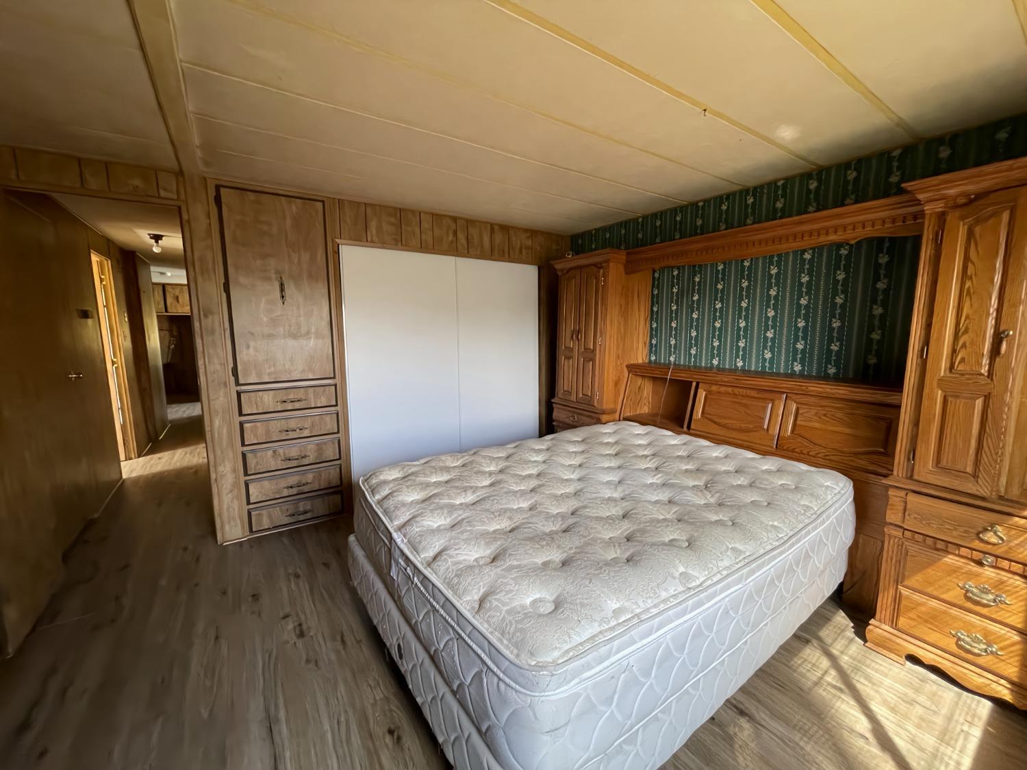 Detail Gallery Image 7 of 14 For 75 S Mars St, Gustine,  CA 95322 - 2 Beds | 2 Baths
