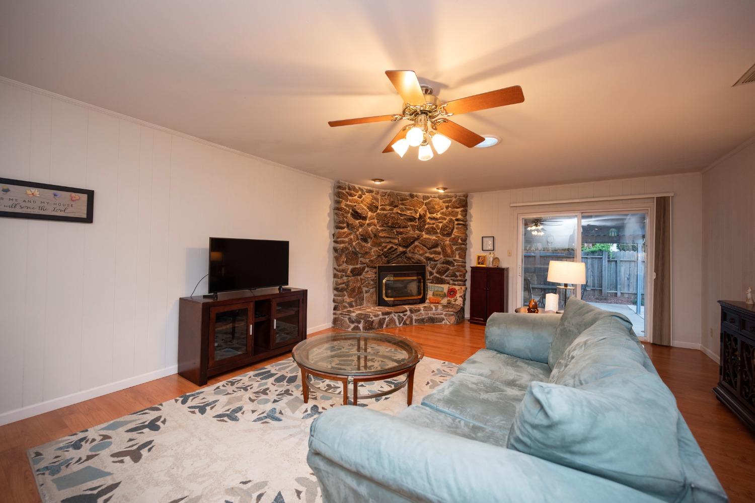 Detail Gallery Image 34 of 75 For 3439 Del Mesa Ct, Sacramento,  CA 95821 - 3 Beds | 2/1 Baths