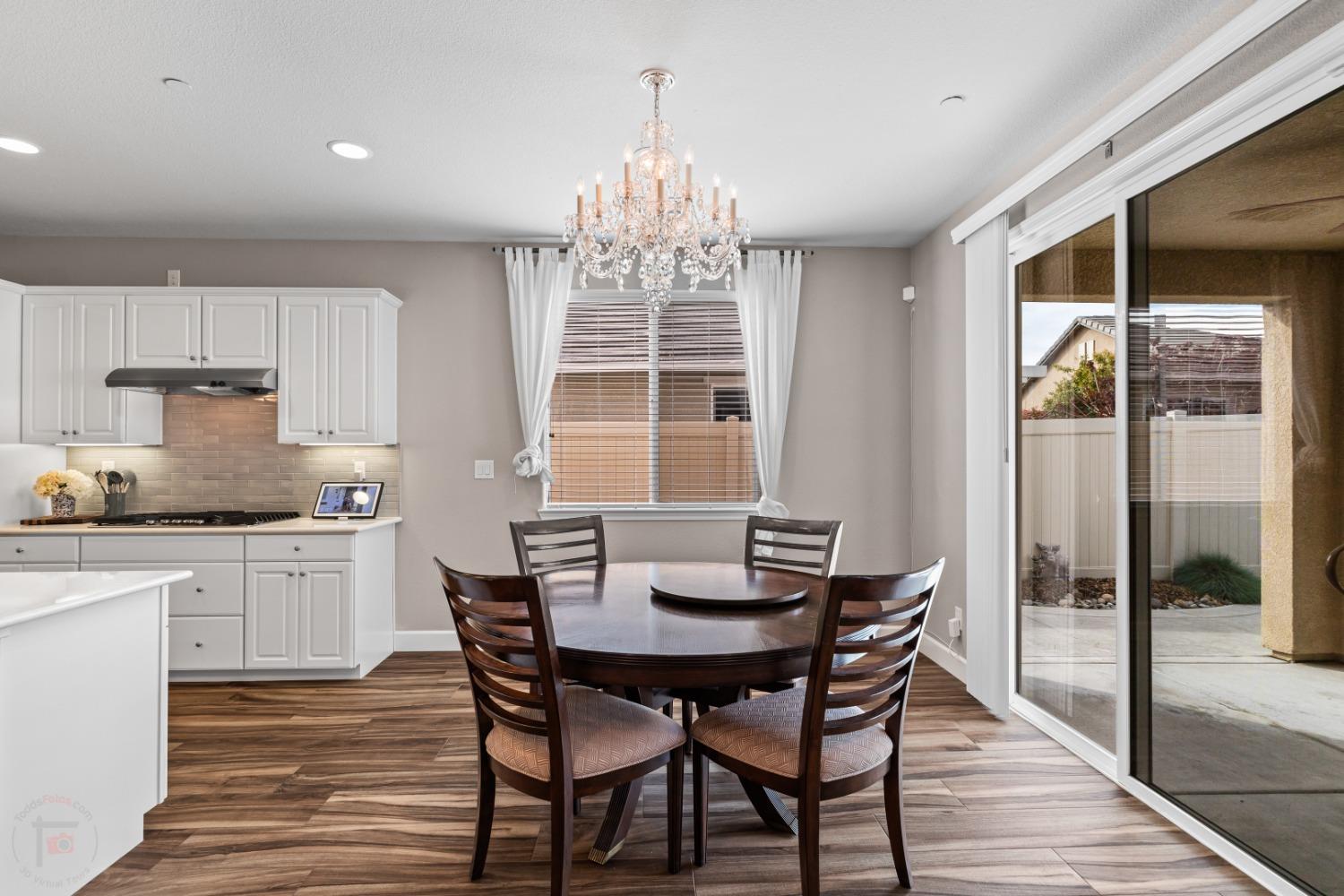 Detail Gallery Image 19 of 88 For 1324 Chestnut Hill Dr, Manteca,  CA 95336 - 3 Beds | 2 Baths