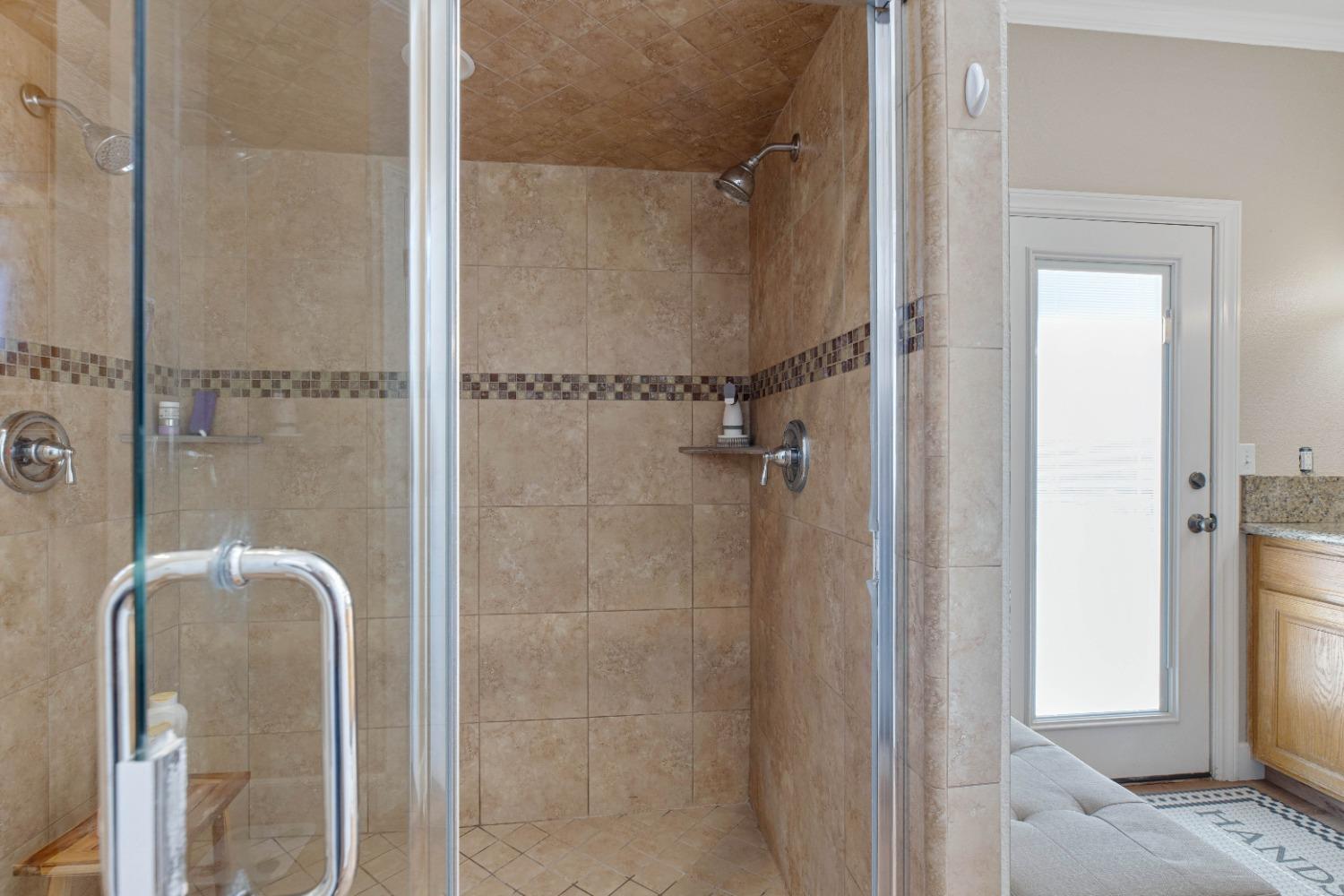 Detail Gallery Image 35 of 97 For 8724 N Oaks Dr, Oakdale,  CA 95361 - 5 Beds | 4 Baths