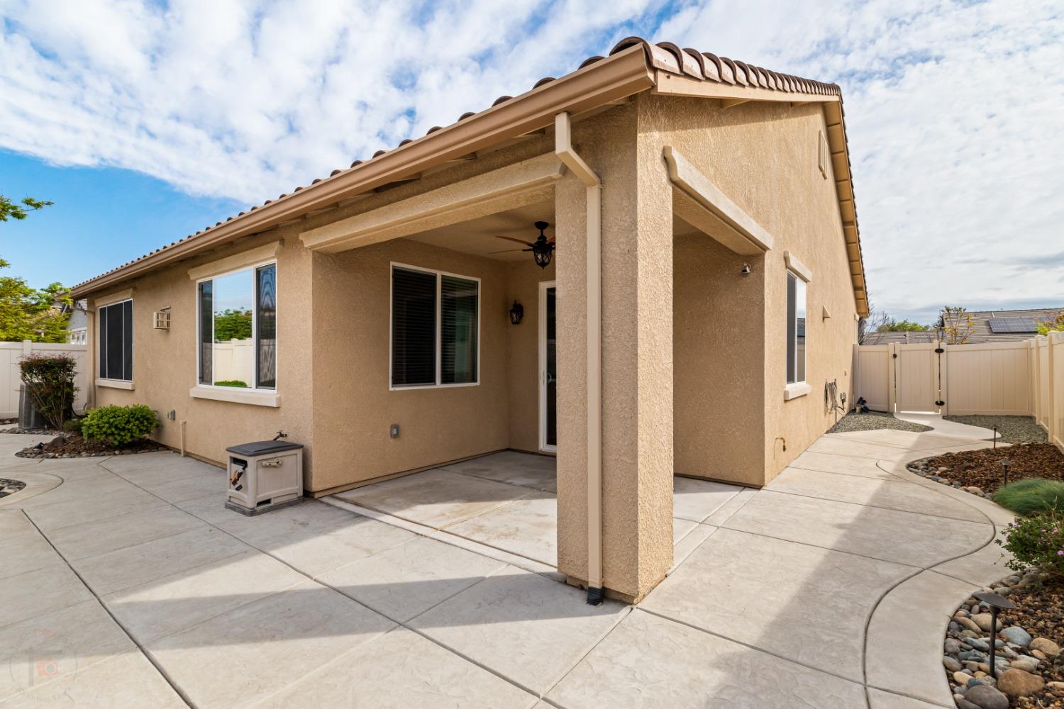 Detail Gallery Image 40 of 88 For 1324 Chestnut Hill Dr, Manteca,  CA 95336 - 3 Beds | 2 Baths