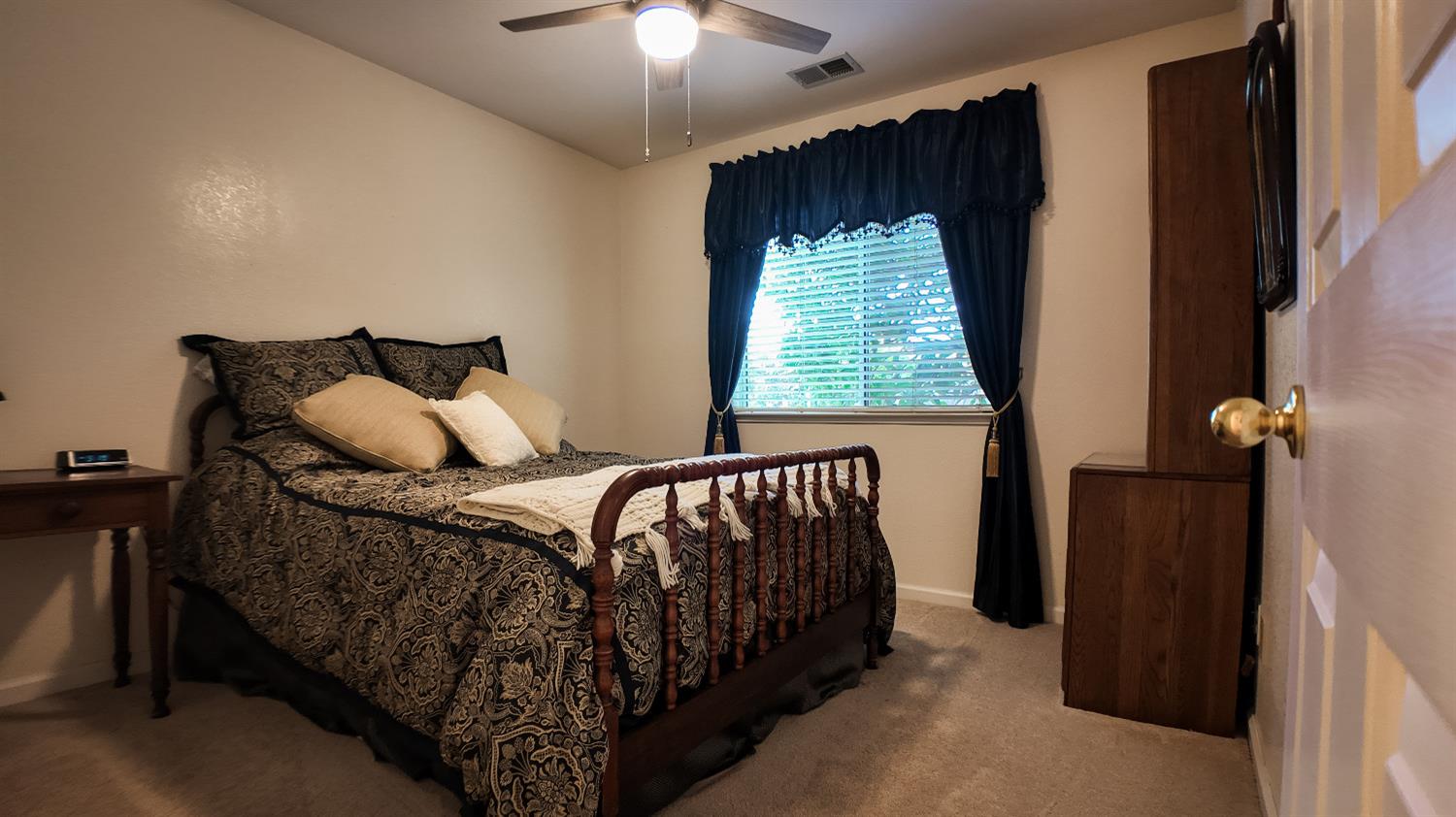 Detail Gallery Image 42 of 58 For 3912 Oak Shores Dr, Stockton,  CA 95209 - 4 Beds | 2/1 Baths
