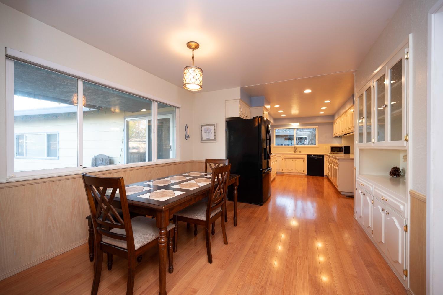 Detail Gallery Image 20 of 75 For 3439 Del Mesa Ct, Sacramento,  CA 95821 - 3 Beds | 2/1 Baths