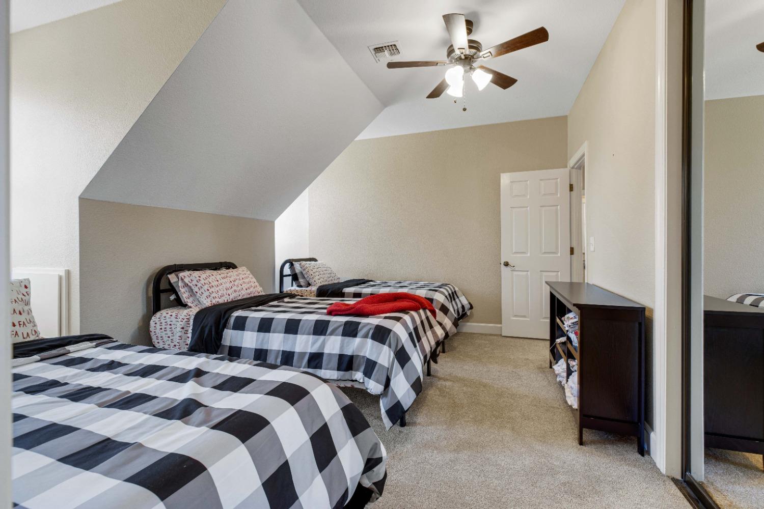 Detail Gallery Image 53 of 97 For 8724 N Oaks Dr, Oakdale,  CA 95361 - 5 Beds | 4 Baths
