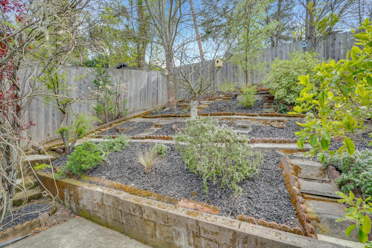 Detail Gallery Image 55 of 67 For 600 Lois Ln, El Sobrante,  CA 94803 - 4 Beds | 2 Baths