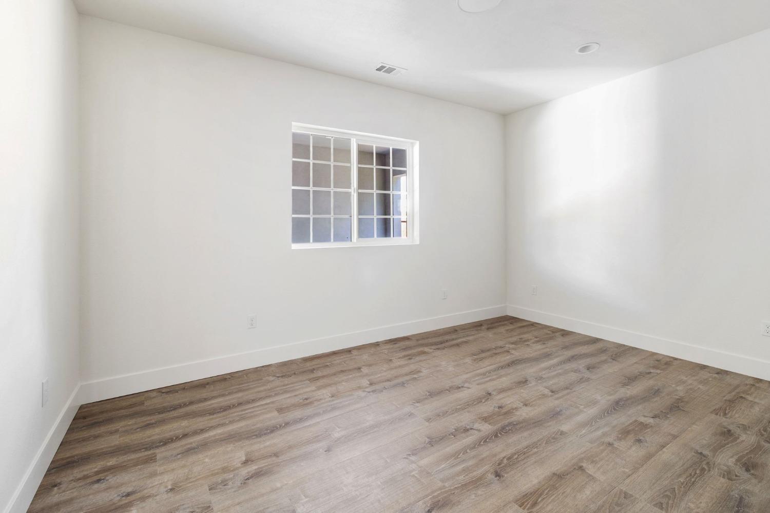 Detail Gallery Image 15 of 22 For 1444 Chronicle Ave, Stockton,  CA 95205 - 4 Beds | 2 Baths